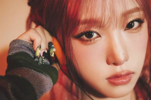 Choi Yena’s First Solo Concert: A Journey to Remember 🌟 yena concert japan