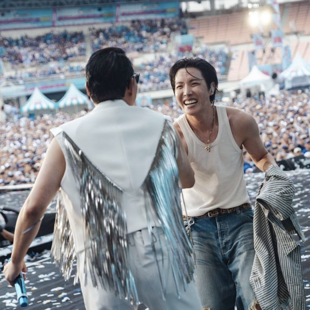 🔥 Psy’s ‘Hmphok Show 2025’ Takes the Nation by Storm! Superstar Guests Soak the Audience in Excitement! 5 KakaoTalk Photo 2025 07 08 11 02 37 001 1
